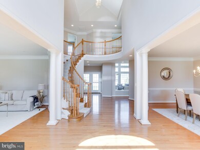 14204 Wild Wood Ct, Upper Marlboro, MD 20774 - photo 3