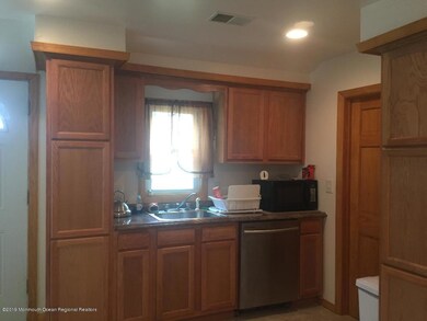 49 Vineyard Ave, North Middletown, NJ 07748 - photo 3