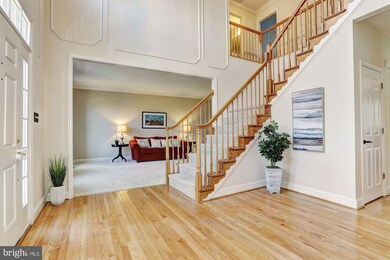 909 Soaring Eagle Ct, Davidsonville, MD 21035 - photo 2