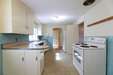 21 Hazelmere Rd, Roslindale, MA 02131 - photo 3