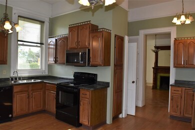 93 Center St, Rutland, VT 05701 - photo 6