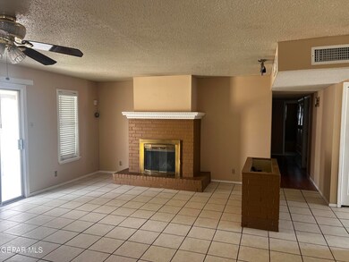 16010 Homestead Dr, El Paso, TX 79928 - photo 4