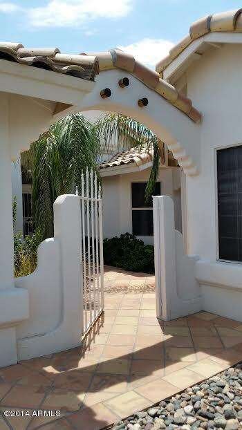 Brodesser Front gate open