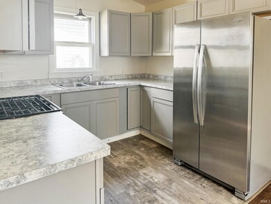 518 S Gharkey St, Muncie, IN 47305 - photo 3