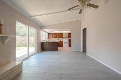 15811 Ironside Creek Dr, Houston, TX 77053 - photo 6