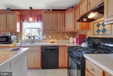 1514 Ridge Ave, Reading, PA 19607 - photo 7