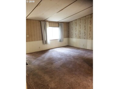 Bedroom, Primary