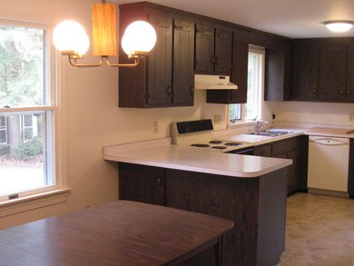 99 Forest Lake Rd, Winchester, NH 03470 - photo 4