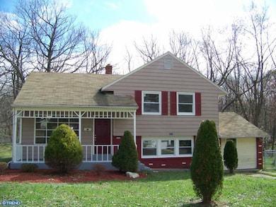 2416 S Cuthbert Dr, Lindenwold, NJ 08021 - photo 2