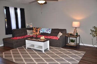 919 Collins Ave, Marysville, OH 43040 - photo 7