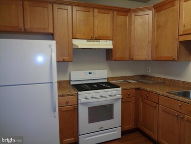 Hunters Woods Village unit 2, Reston, VA 20191 - photo 5