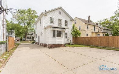 2811 Oak Grove Place, Toledo, OH 43613 - photo 5