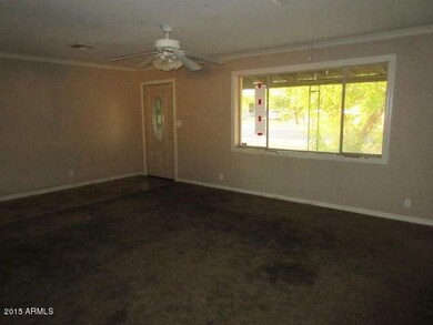 023-326414  Living Room c