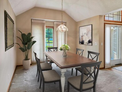 3909 SW Stonybrook Dr, Topeka, KS 66610 - photo 4