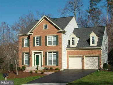 8949 Cross Chase Cir, Lorton, VA 22079 - photo 2
