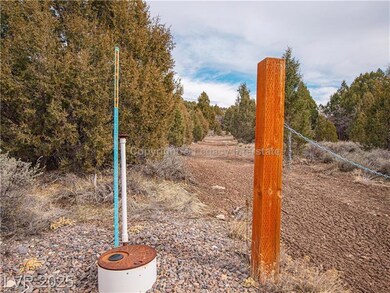 4300 N Moquie Ct, Alton, UT 84710 - photo 3