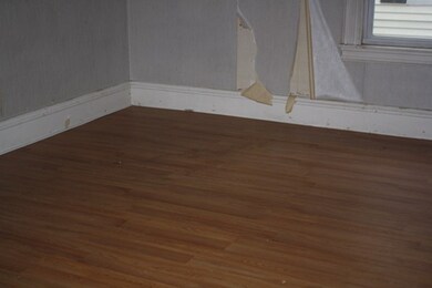 21 Walnut St, Lowell, MA 01852 - photo 3