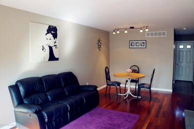 02_family_room_1