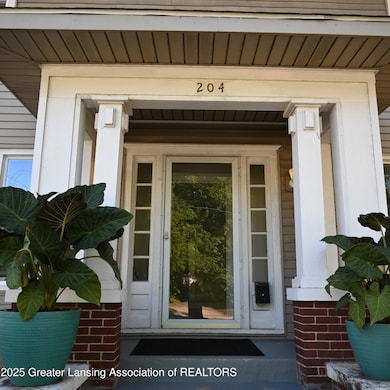 204 N Whittemore St, Saint Johns, MI 48879 - photo 7