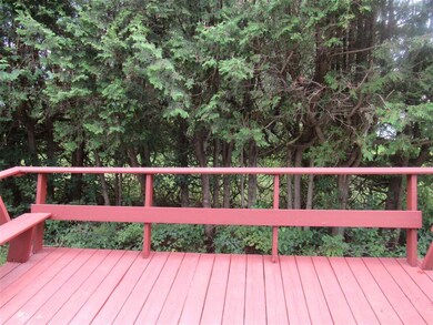 258 Saint John St, Saint Johnsbury, VT 05819 - photo 6