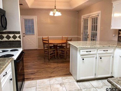 1411 1411 Crockett, Tyler, TX 75701 - photo 4