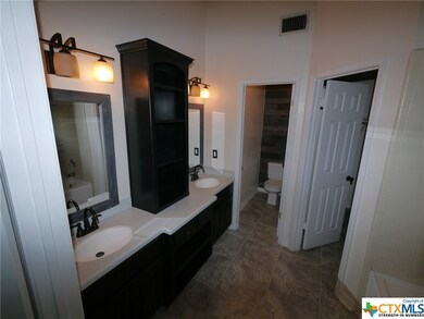 135 Zarley Dr, Copperas Cove, TX 76522 - photo 6