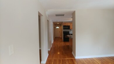 8 N Steele St unit 2, Worcester, MA 01607 - photo 5