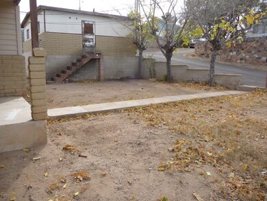 Front Yard/Garage
