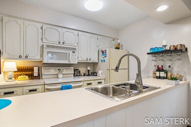 1010 Village Ln, Georgetown Twp-11