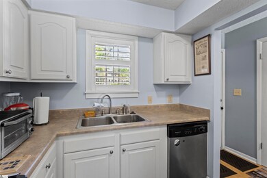 812 Reid School Rd unit 64, Taylors, SC 29687 - photo 3