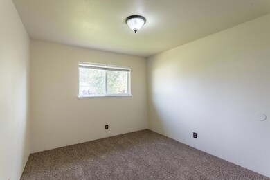 36 bedroom2