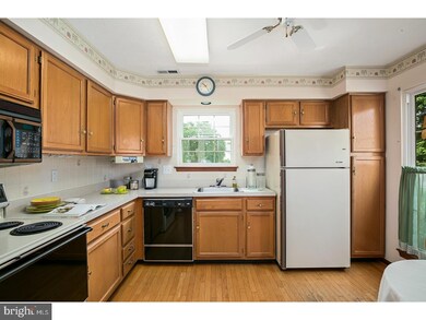 430 Elderberry Ct, Mount Laurel, NJ 08054 - photo 6