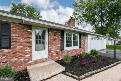 500 Grandview Ave, Perkasie, PA 18944 - photo 2