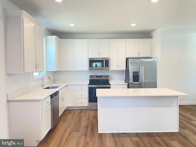 80 Thyme Way, Bunker Hill, WV 25413 - photo 3