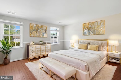 9207 Hunting Pines Place, Fairfax, VA 22032 - photo 5