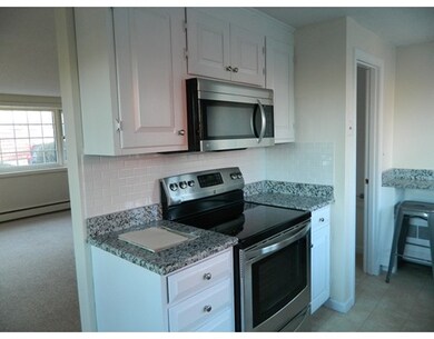 11 Prospect Ct unit 1, Marblehead, MA 01945 - photo 5