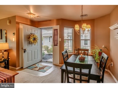 907 Mews Dr unit 907, Sellersville, PA 18960 - photo 4