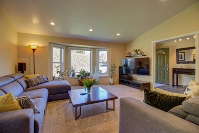 1173 Westview Ct, Medford, OR 97504 - photo 4