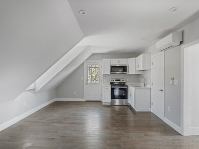 92 Coleman St unit 3, Dorchester, MA 02125 - photo 3