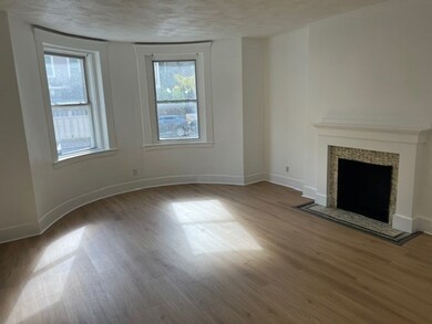 675 Washington St unit 1, Brookline, MA 02446 - photo 5