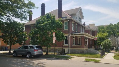 67 Warren Side