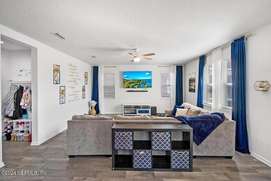 2874 Alpin Dr, Jacksonville, FL 32218 - photo 6