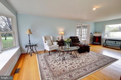 36984 Glendale St, Purcellville, VA 20132 - photo 4