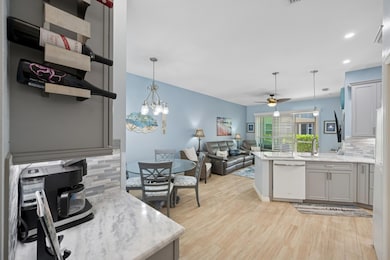 25_1067HartleyAve_Unit702_2025_HiRes