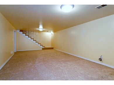 11S457 Webster Ln, Naperville, IL 60564 - photo 7