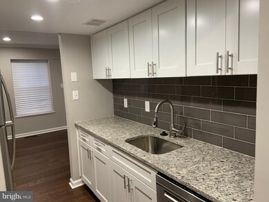 9041 Lambskin Ln, Columbia, MD 21045 - photo 2