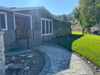 27637 La Costa Ave, John Day, OR 97845 - photo 2