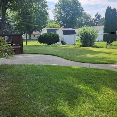 407 W Clara St, Linwood, MI 48634 - photo 5