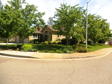 Gold Hills 002