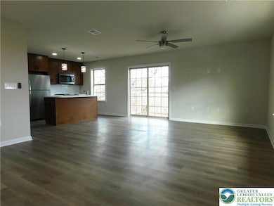 1513 Maple St unit 102, Bethlehem, PA 18017 - photo 3